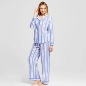 Target pajama set NWT